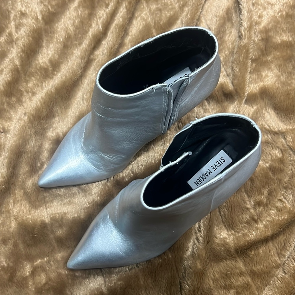 Steve Madden Silver Boots